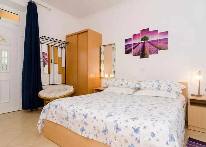 And Frane Apartman *